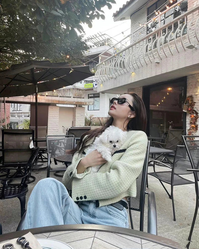 Chic & Comfortable – Slim Fit Tweed Top for Women