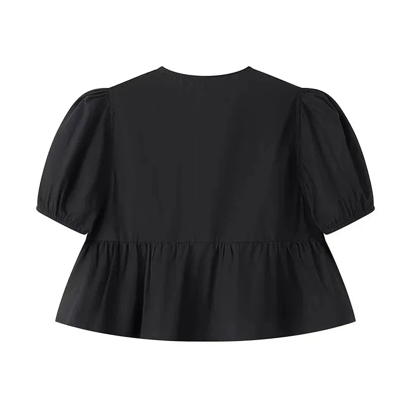 Wild & Chic – Leopard Print Puff Sleeve Crop Top 2025