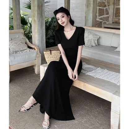 Casual Summer Dress – V-Neck Slim Waist Flared Skirt for Women