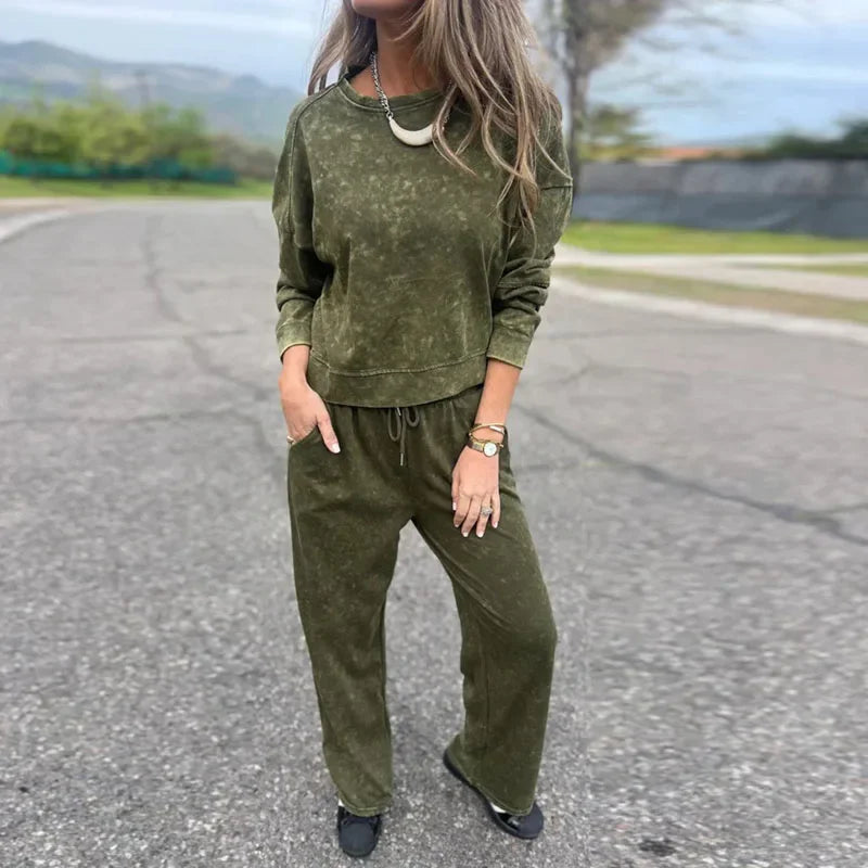 Trendy Women’s Sports Suit – Casual Hoodie & Lace-Up Pants Set