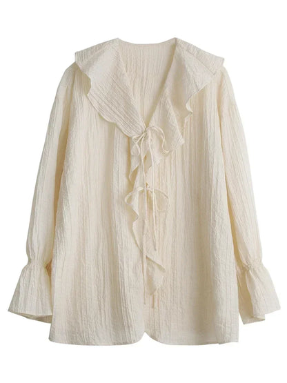 Spring & Summer Must-Have – V-Neck Lace-Up Blouse