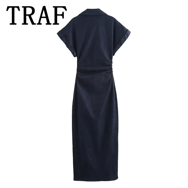 Street Style Must-Have – Ruched Short Sleeve Denim Midi Dress