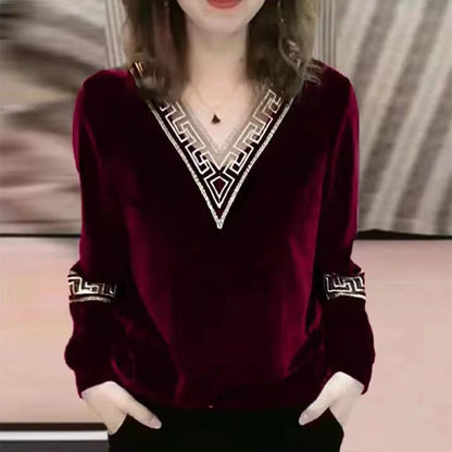 All-Occasion Women’s Top – Elegant Lace V-Neck Long Sleeve Tee