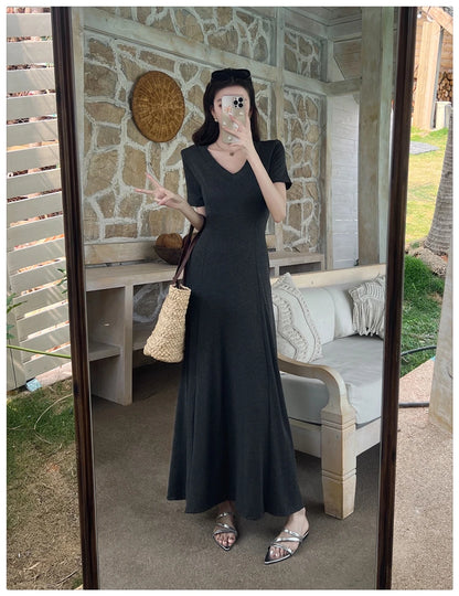 Casual Summer Dress – V-Neck Slim Waist Flared Skirt for Women