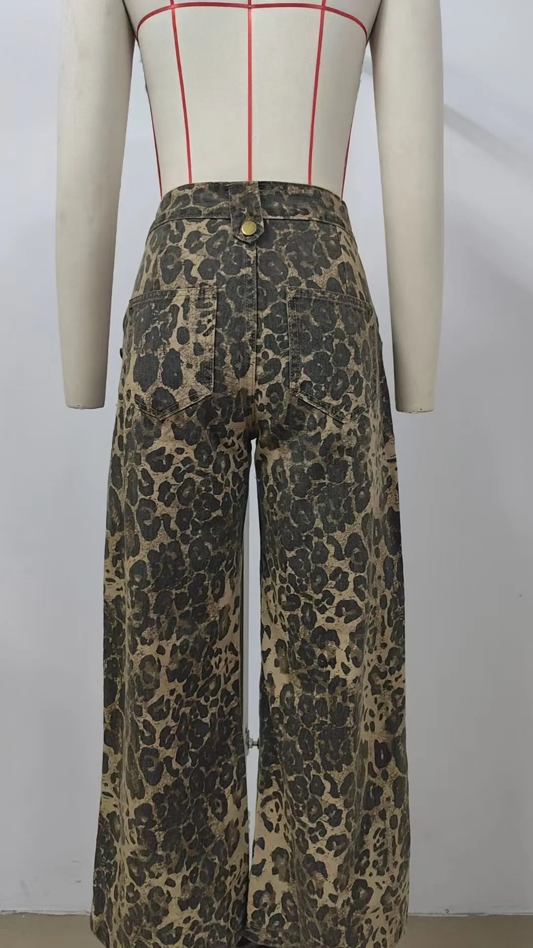 Trendy Two-Piece Set – Sleeveless Darted Vest with Wide-Leg Trousers