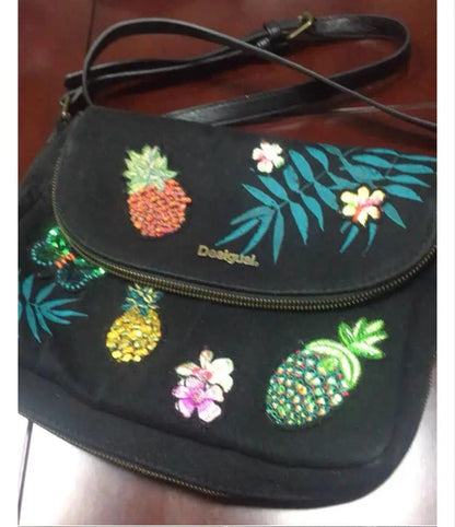 Fashion Embroidery Crossbody Bag – Women’s Single Shoulder Large Tote