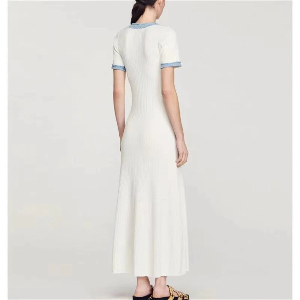 Everyday Style – Elegant Contrasting Knit Maxi Dress for Women