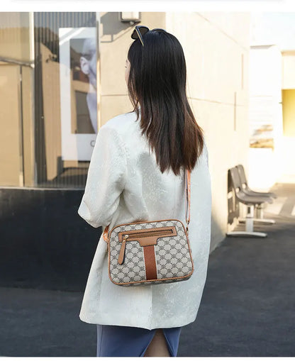 Women’s Simple Small Square Purse – 2025 Premium Crossbody Handbag