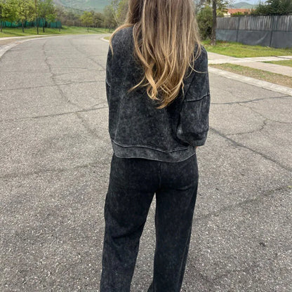 Trendy Women’s Sports Suit – Casual Hoodie & Lace-Up Pants Set