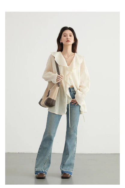 Spring & Summer Must-Have – V-Neck Lace-Up Blouse