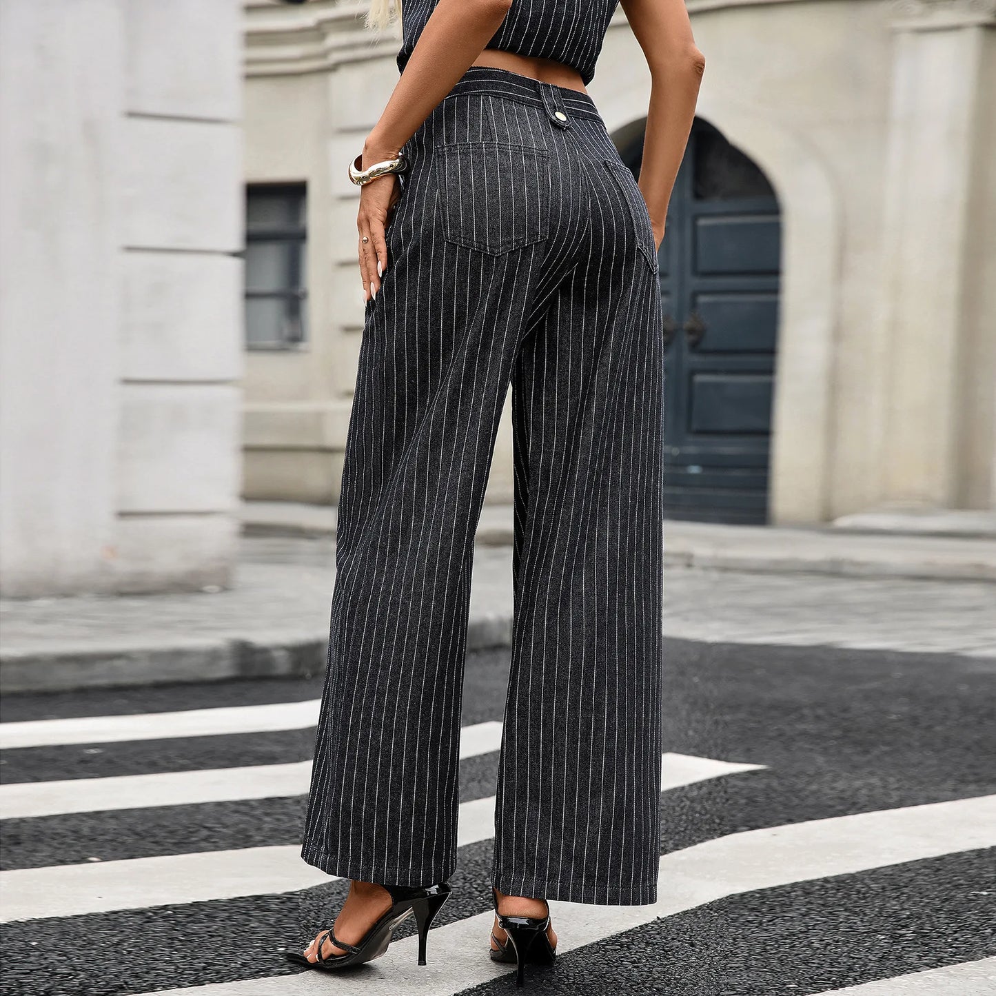 Trendy Two-Piece Set – Sleeveless Darted Vest with Wide-Leg Trousers