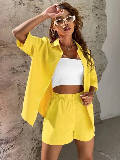 Fashionable Women’s 2-Piece Set – Single-Breasted Top & Wide Shorts