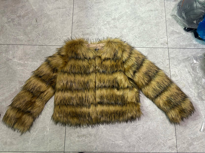 Fashion & Warm – Thick Faux Fur Coat Women’s Winter Wear