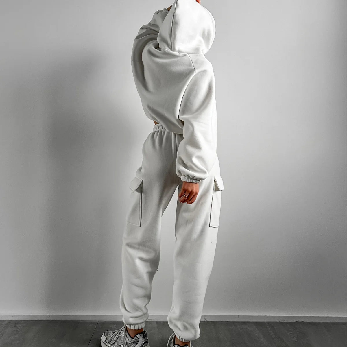 Autumn Winter Casual Outfit – Hoodie with Hood & Tied Waist Pants