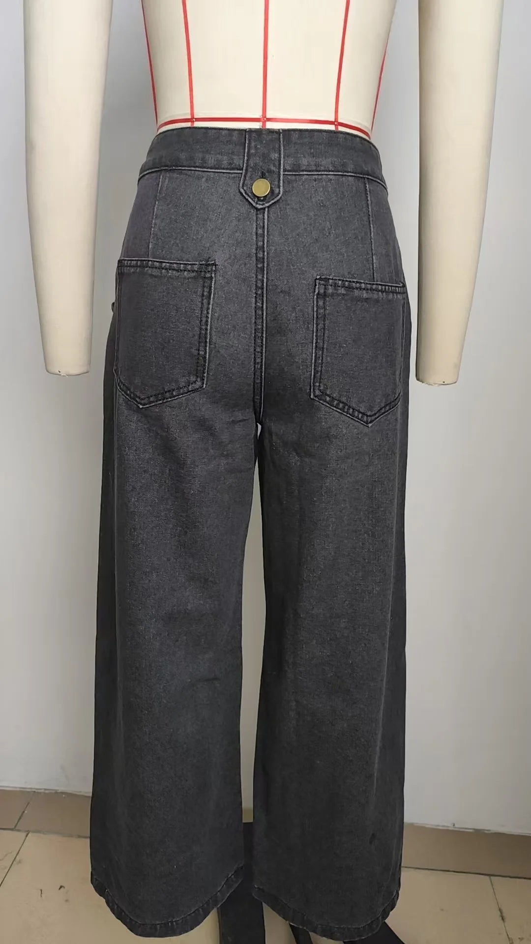 Trendy Two-Piece Set – Sleeveless Darted Vest with Wide-Leg Trousers