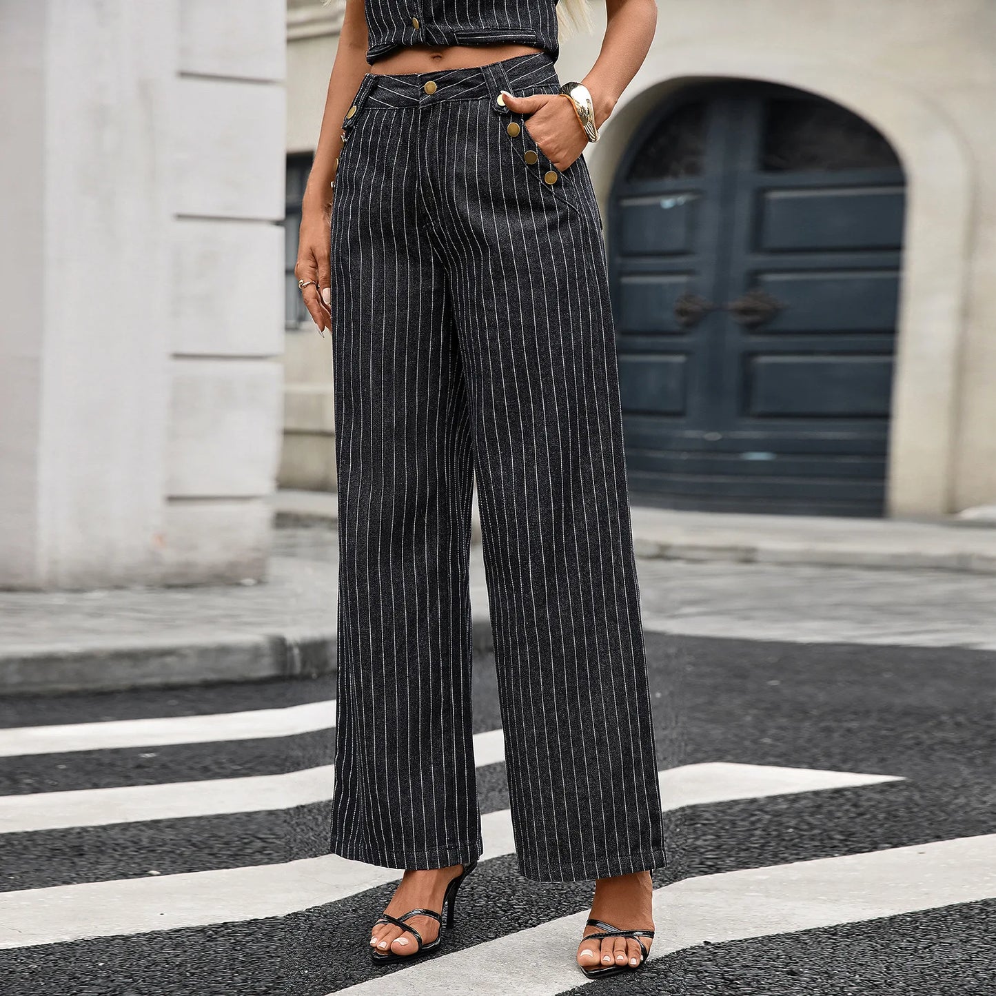Trendy Two-Piece Set – Sleeveless Darted Vest with Wide-Leg Trousers