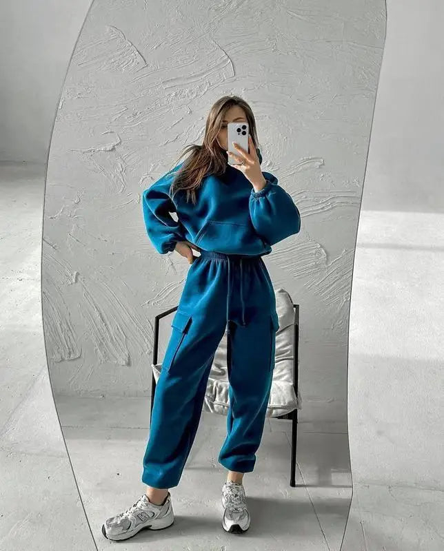 Autumn Winter Casual Outfit – Hoodie with Hood & Tied Waist Pants