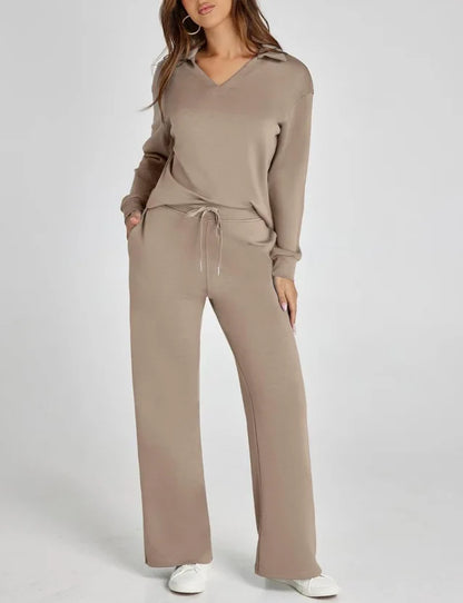 Spring Women’s Outfit – Loose V-Neck Top with Drawstring + Flared Trousers