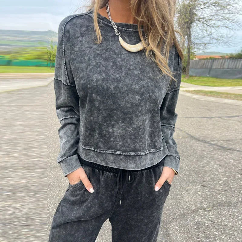 Trendy Women’s Sports Suit – Casual Hoodie & Lace-Up Pants Set