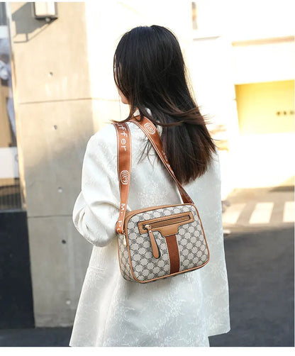 Women’s Simple Small Square Purse – 2025 Premium Crossbody Handbag