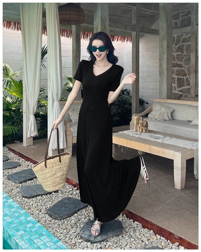 Casual Summer Dress – V-Neck Slim Waist Flared Skirt for Women