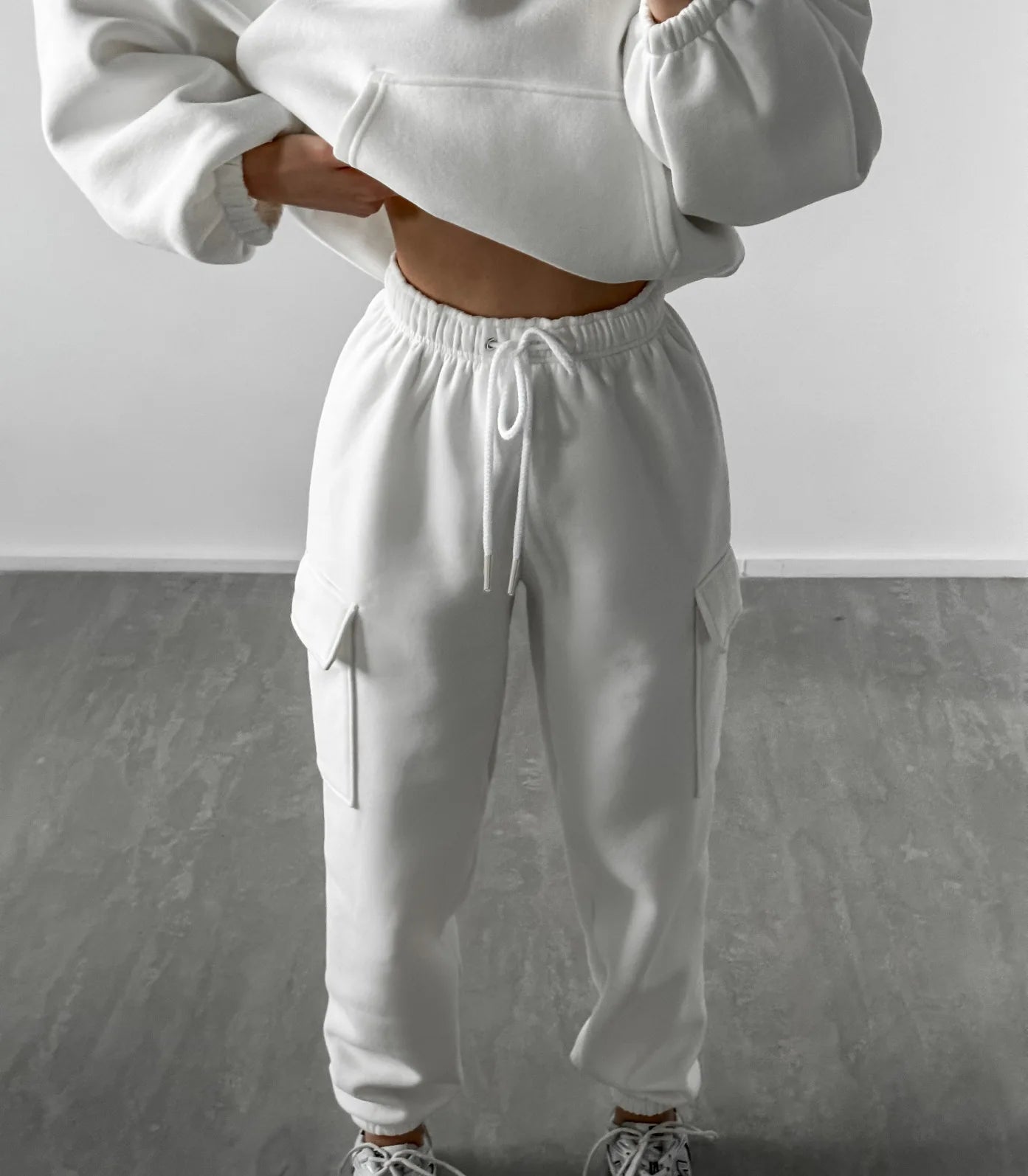 Autumn Winter Casual Outfit – Hoodie with Hood & Tied Waist Pants
