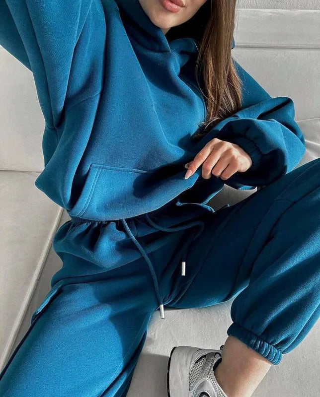 Autumn Winter Casual Outfit – Hoodie with Hood & Tied Waist Pants