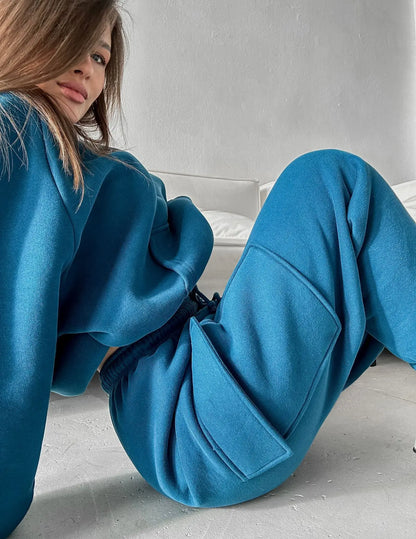 Autumn Winter Casual Outfit – Hoodie with Hood & Tied Waist Pants