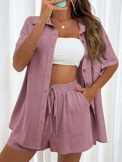 Fashionable Women’s 2-Piece Set – Single-Breasted Top & Wide Shorts