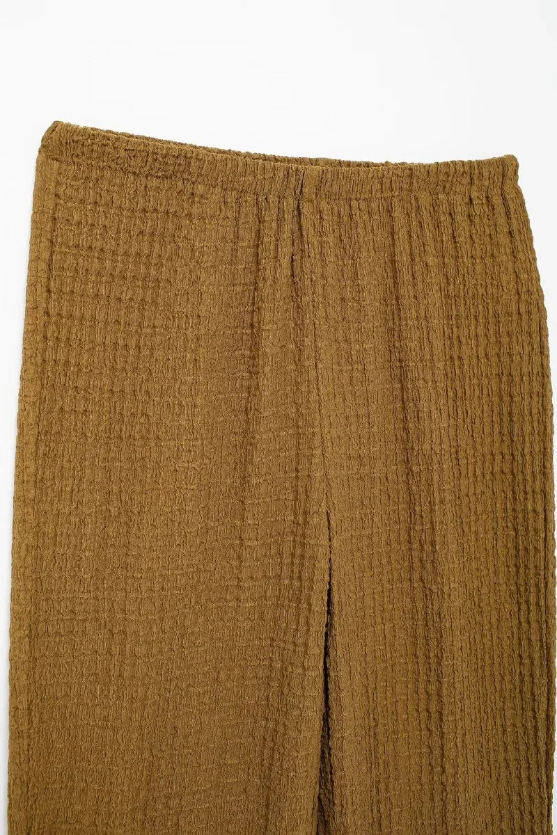 Casual Chic Two-Piece – Halter Top & Straight Pants for Women